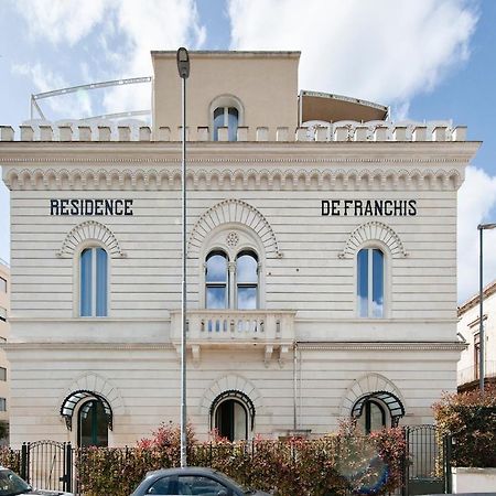Residence De Franchis - Smart Apartments レッチェ エクステリア 写真