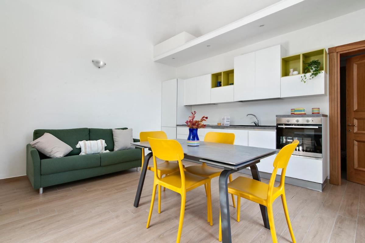 Residence De Franchis - Smart Apartments レッチェ エクステリア 写真