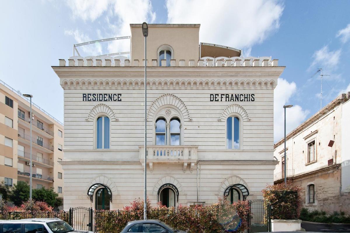 Residence De Franchis - Smart Apartments レッチェ エクステリア 写真