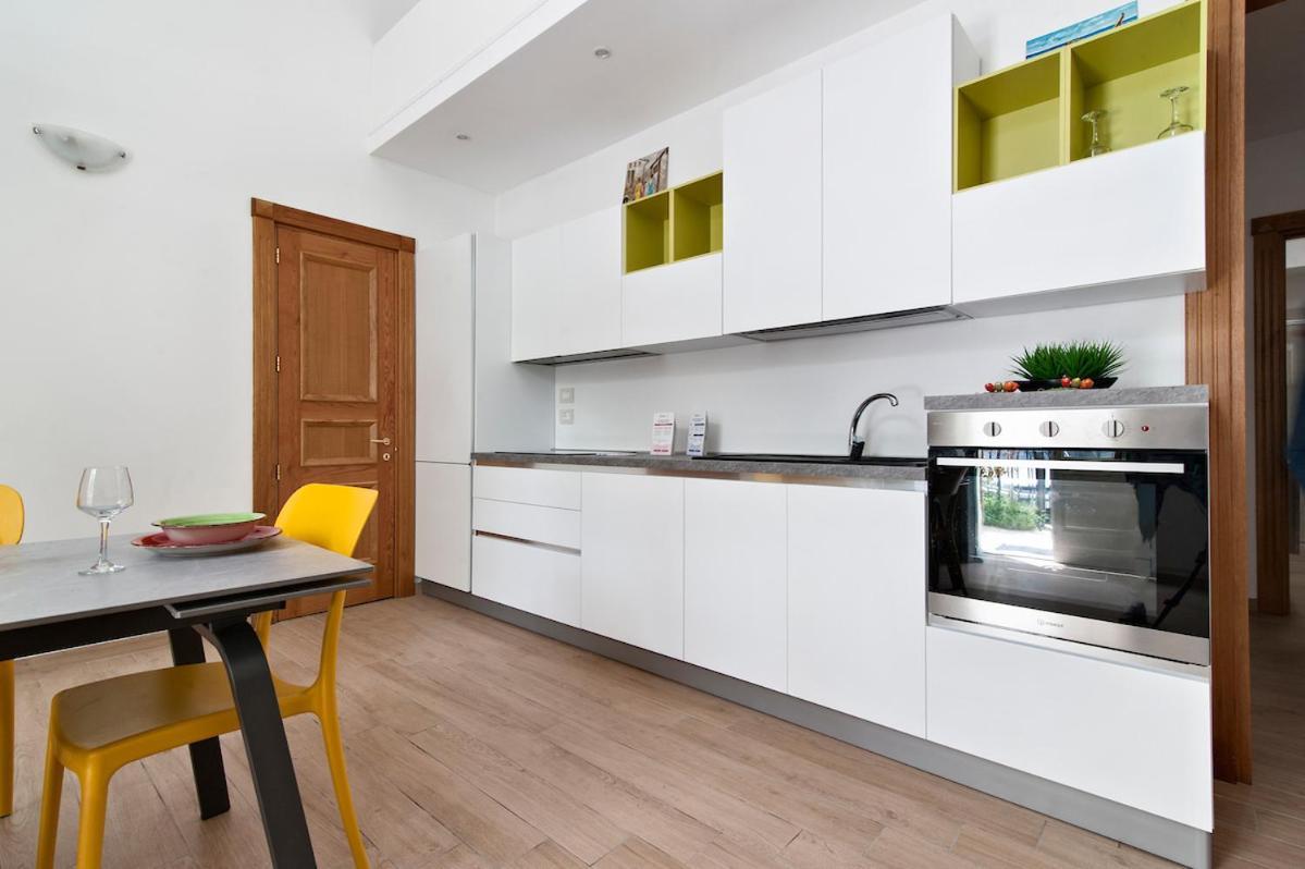 Residence De Franchis - Smart Apartments レッチェ エクステリア 写真