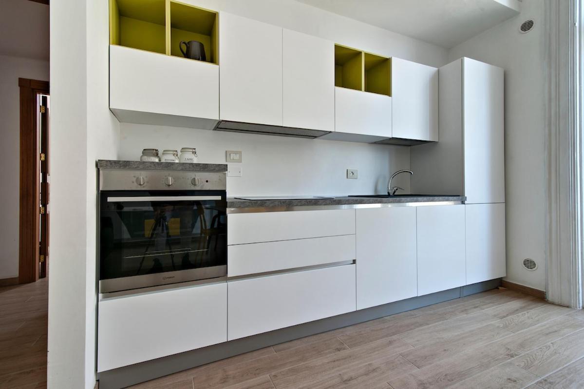 Residence De Franchis - Smart Apartments レッチェ エクステリア 写真