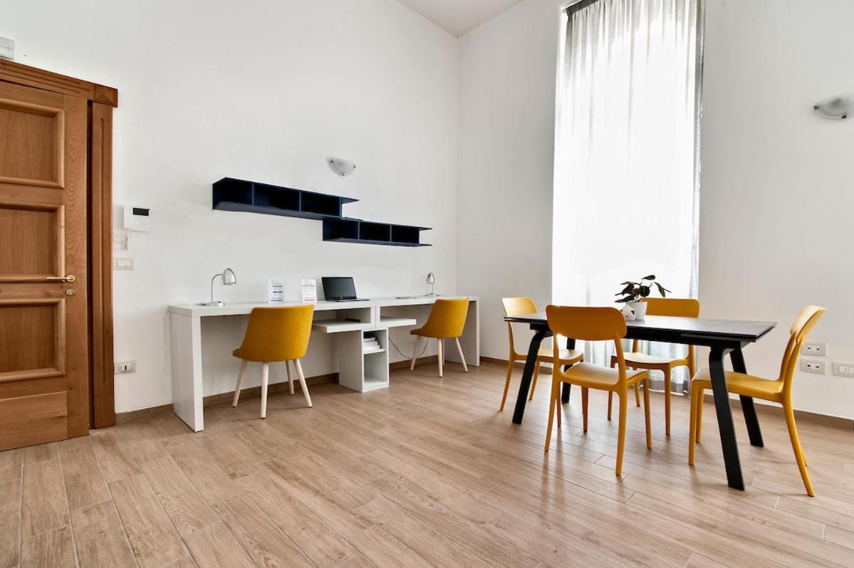 Residence De Franchis - Smart Apartments レッチェ エクステリア 写真
