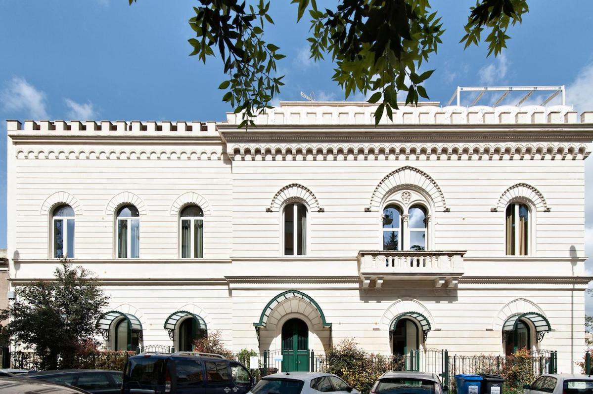 Residence De Franchis - Smart Apartments レッチェ エクステリア 写真