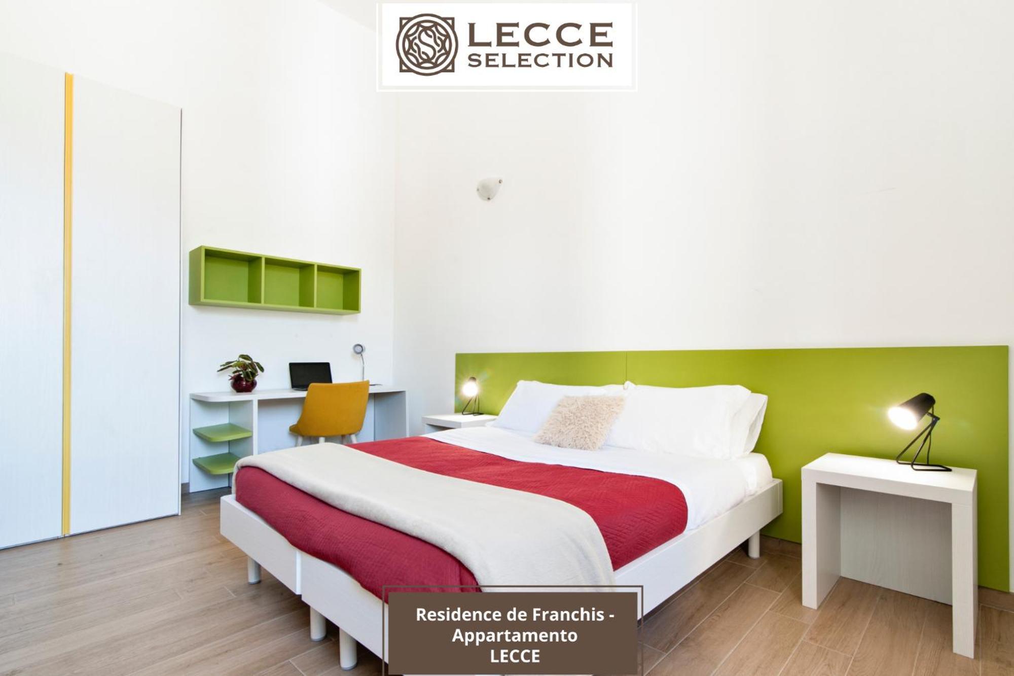 Residence De Franchis - Smart Apartments レッチェ エクステリア 写真